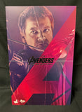 HOT TOYS AVENGERS: AGE OF ULTRON - HAWKEYE 12 IN