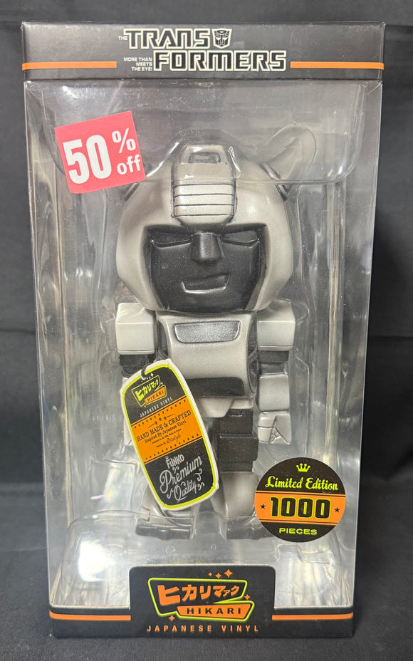 HIKARI TRANSFORMERS BUMBLEBEE GREY SKULL VINYL FIGURE