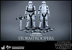 HOT TOYS STAR WARS: THE FORCE AWAKENS - FIRST ORDER STORMTROOPER SET 12 IN FIGURES
